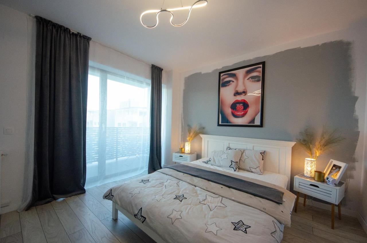 Bliss Apartment Târgu-Mureş Exteriör bild